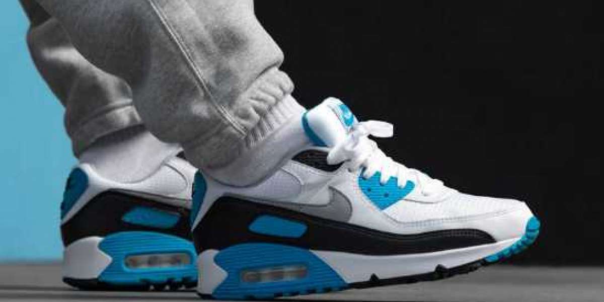 How The New Nike Air Max 90 OG Laser Blue Looks On-Feet