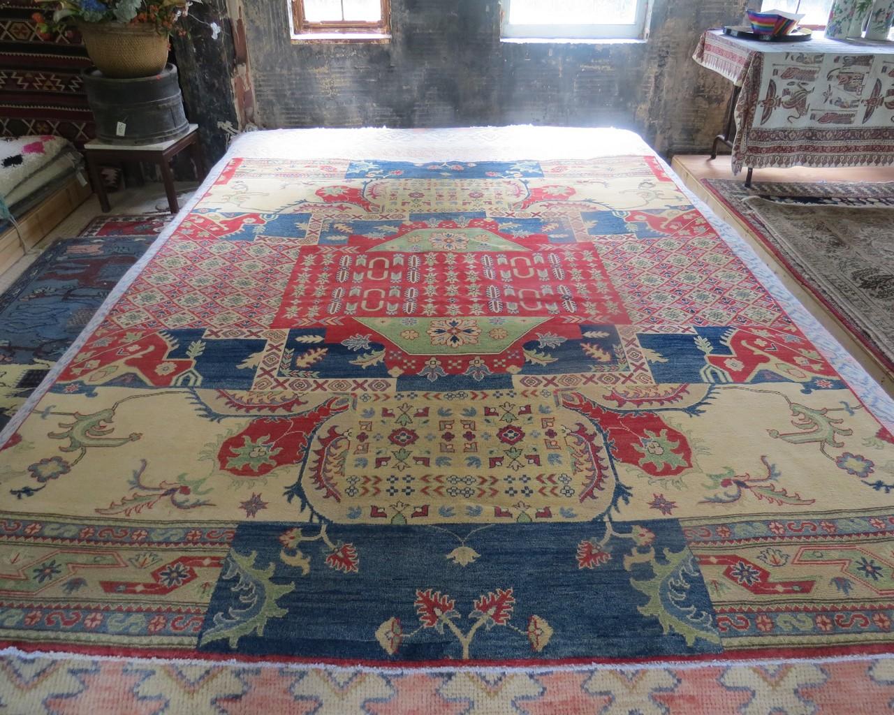 Should You Invest in Antique or Modern Pictorial Rugs in Baltimore?