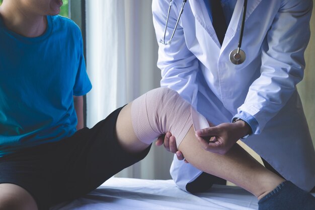 How Modern Knee Surgery Techniques Are Transforming Recovery Times – Expert Knee Surgeon Blog | Bilal Barkatali – Private Knee Specialist Near Me